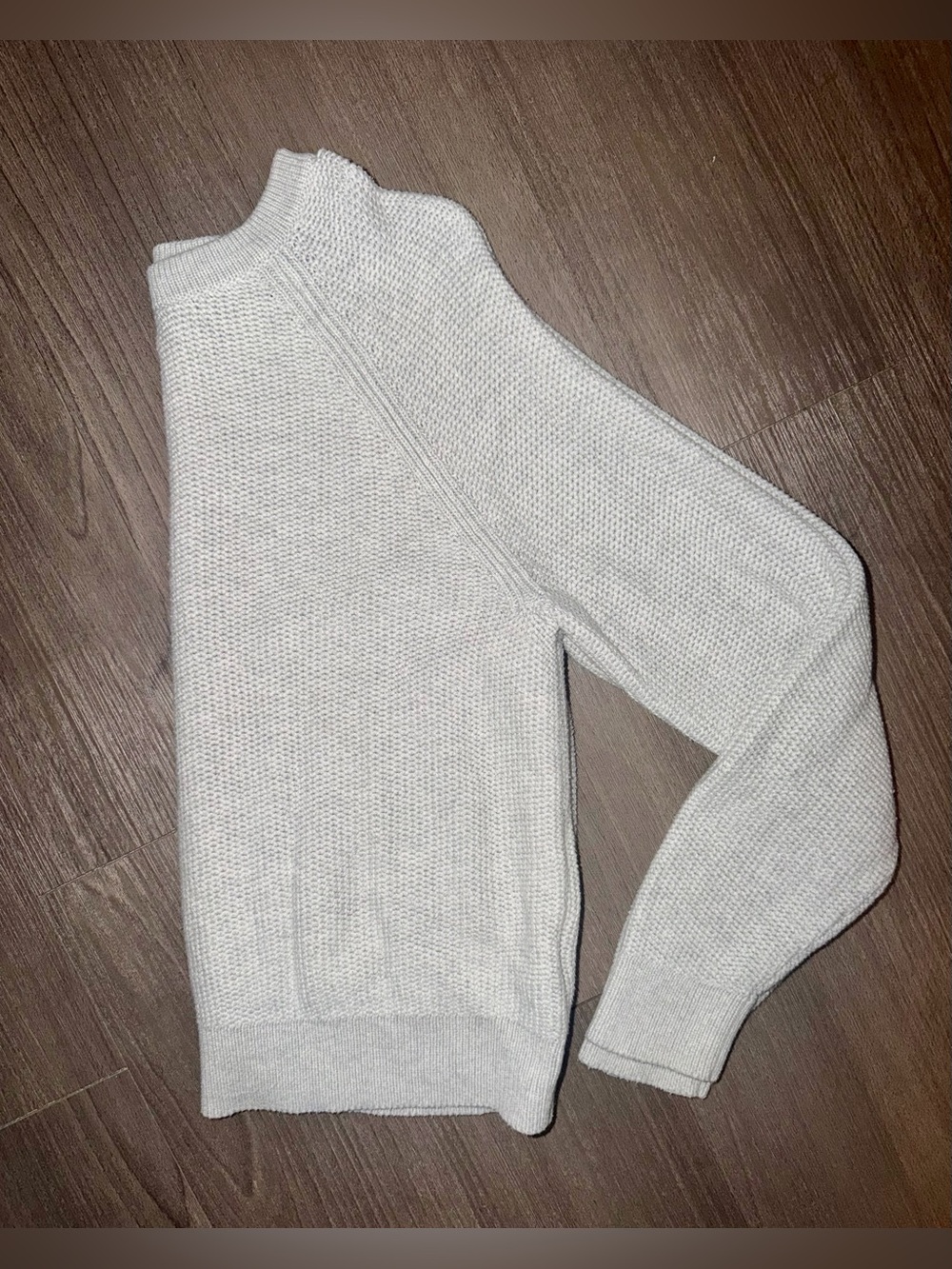 DONATING SOON- BANANA REPUBLIC Ribbed Knit Round Neck Raglan Pullover Sweater